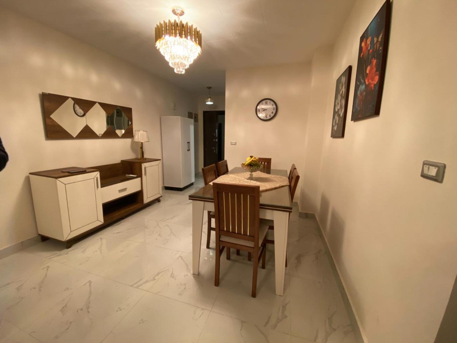 Apartment Al Rehab *